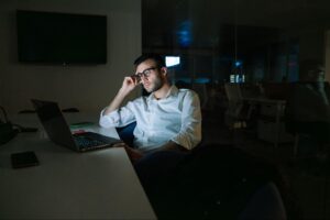 Late-night work and fatigue affect recovery after Panchakarma treatment