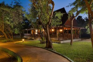 Accommodation in The Paradise Dambulla hotel surrounded by greenery, near Minneriya National Park Sri Lanka