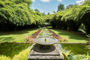 Brief Garden by Bevis Bawa near Bentota for a cultural day trip